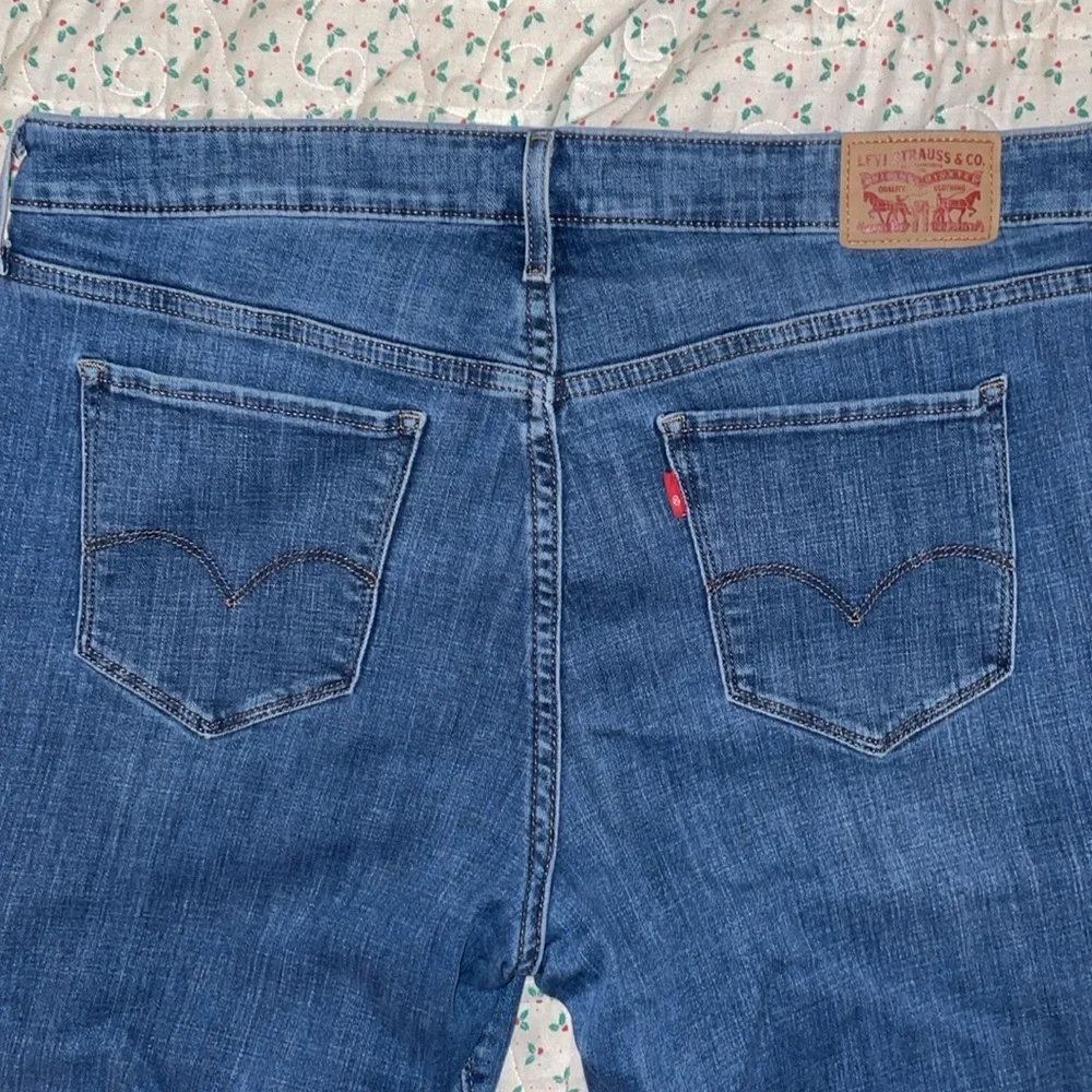 Levi’s 711 Skinny size 18W​ - Picture 2 of 4